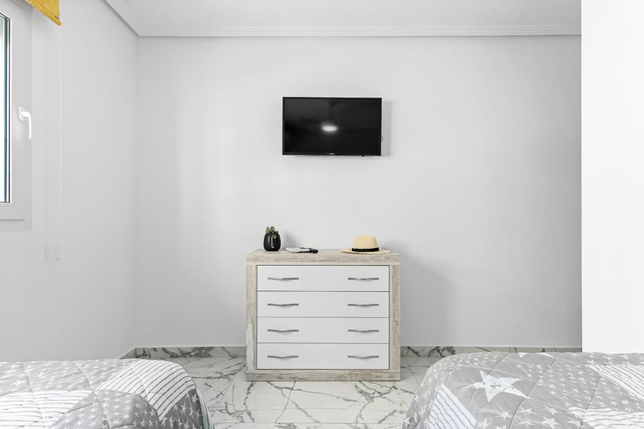 Apolo Beach Front - Sea View Luxury Apartment 또레비에하 외부 사진